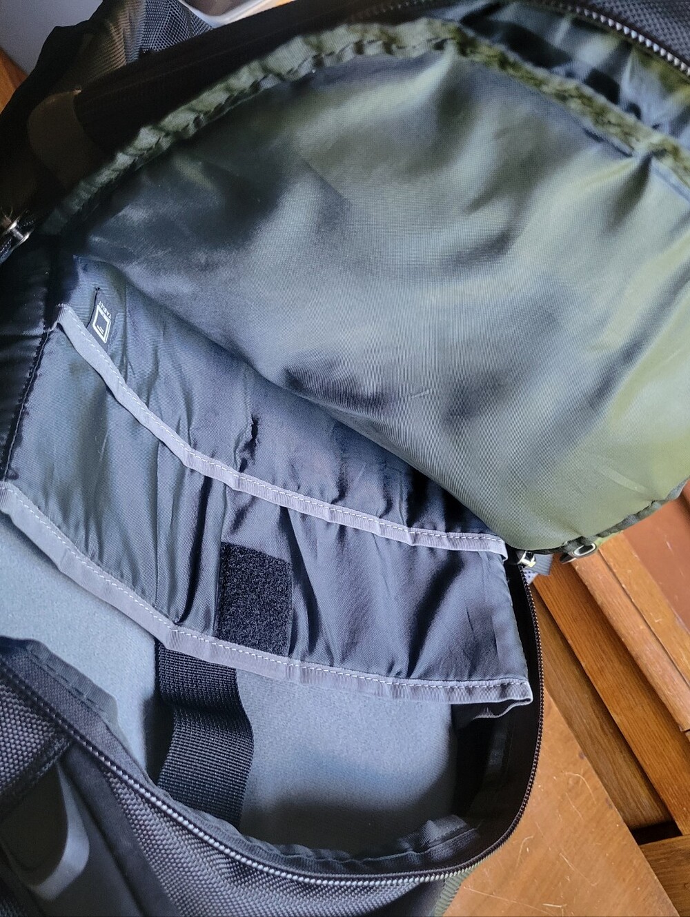 Samsonite Tectonic Backpack (Medium) - Picture 10 of 16